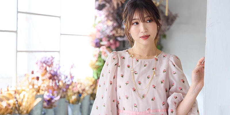 新作現行商品46サイズ『ローズティアラ』2日間使用後に業者クリーニング済 Rose Tiara #snc ローズティアラ オールインワン 46 紺 バック